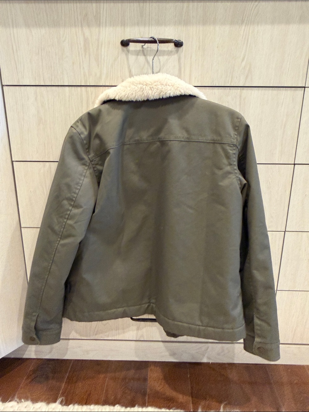 Patagonia Olive Green Sherpa-Lined Field Jacket - Picture 3 of 5